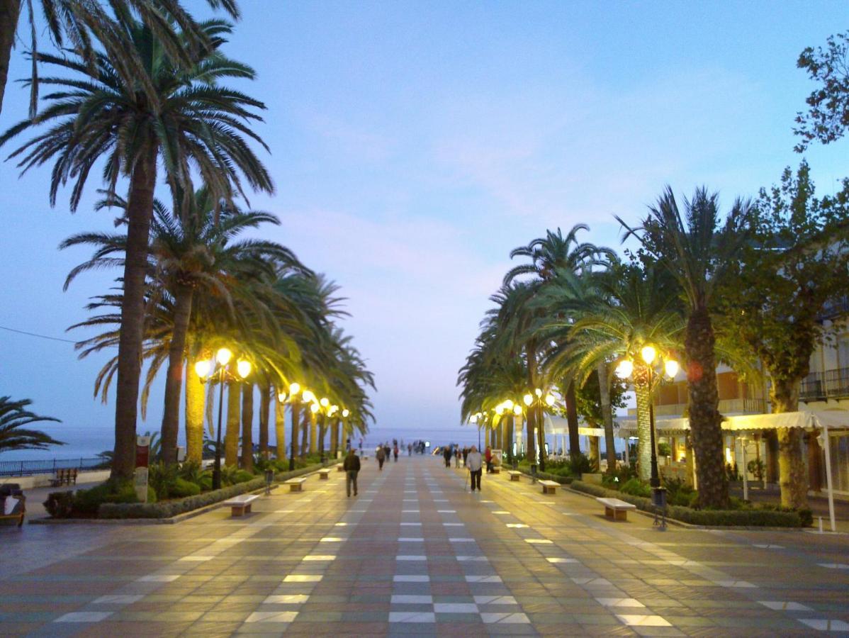 R1358 La Hacienda 10 A Appartement Nerja Buitenkant foto
